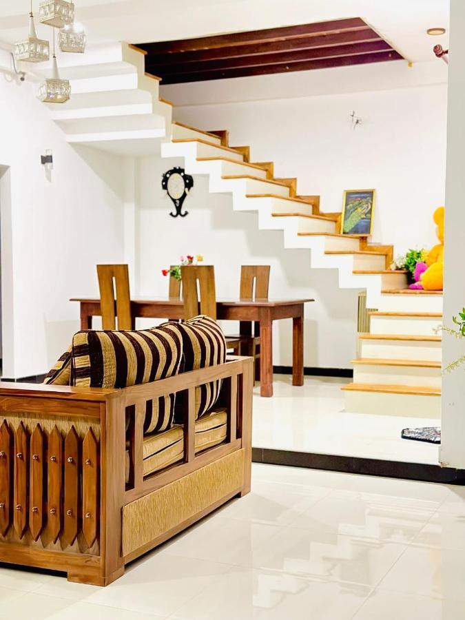 Eden - Homestay *